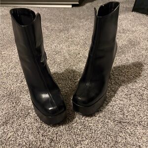 Aqua Black Heeled Platform Boots